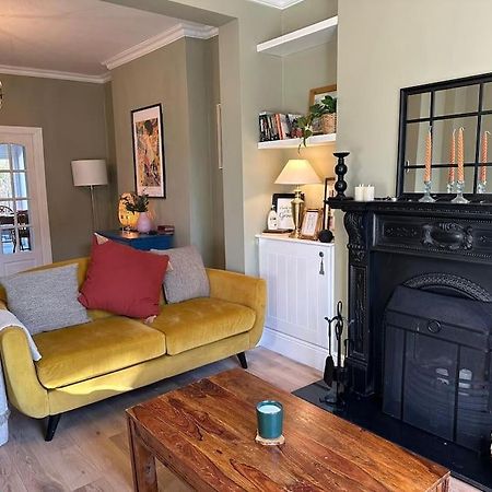 فيلا Townhouse In Belfast, Newtownabbey. المظهر الخارجي الصورة