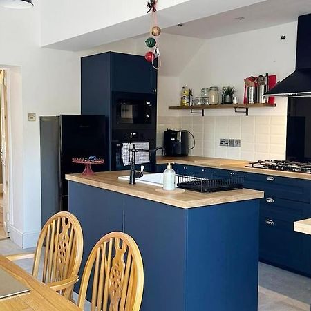 فيلا Townhouse In Belfast, Newtownabbey. المظهر الخارجي الصورة